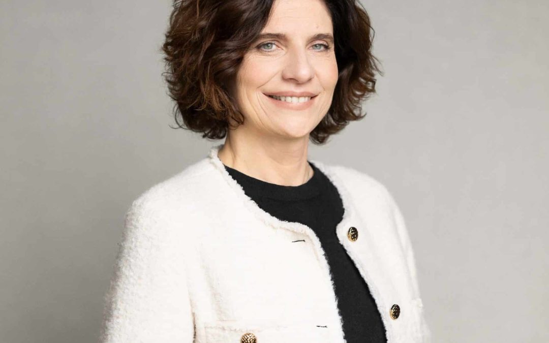 Annelore Coury